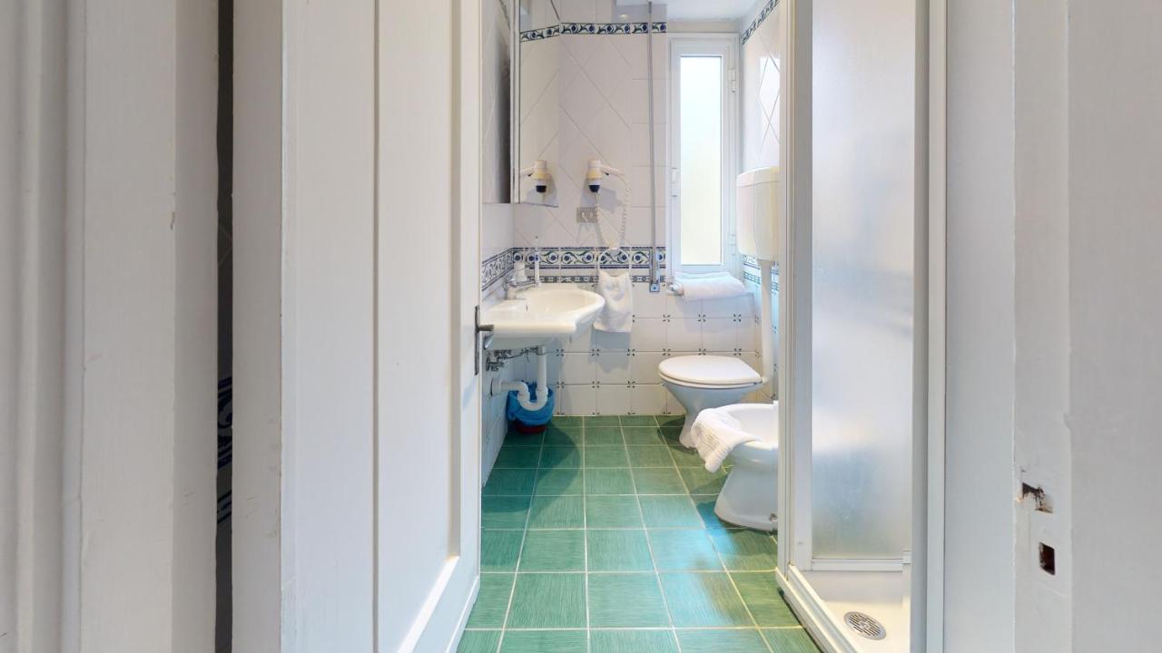 ספוטורנו Hotel Zunino מראה חיצוני תמונה
